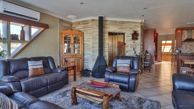 3 Bedroom Property for Sale in Mossel Bay Western Cape
